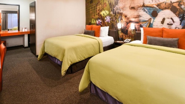 The Tangerine - a Burbank Hotel image 22